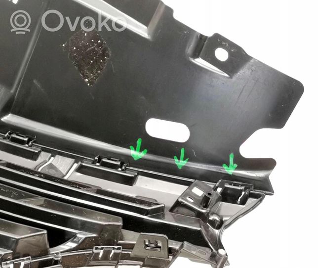 Renault Kadjar Maskownica / Grill / Atrapa górna chłodnicy 4446140