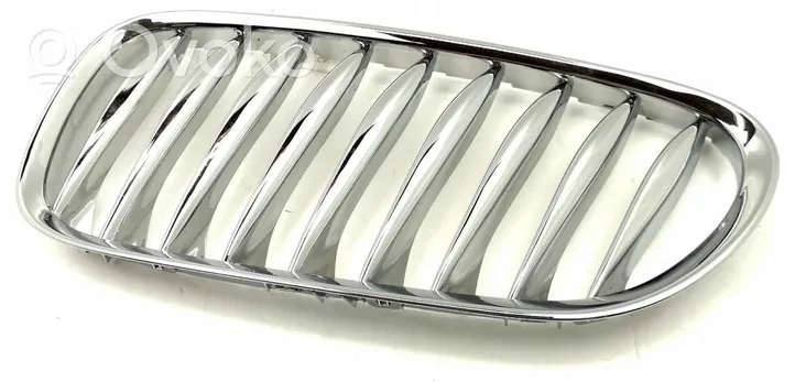 BMW Z4 E85 E86 Maskownica / Grill / Atrapa górna chłodnicy 1251240