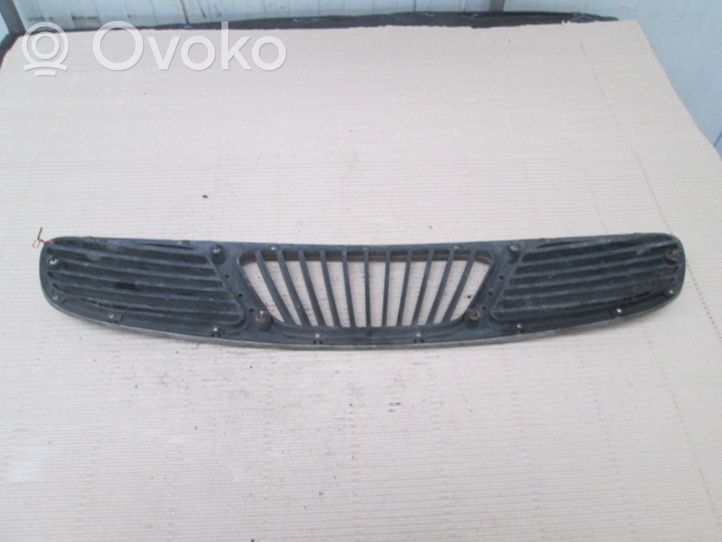 Chevrolet Nubira Atrapa chłodnicy / Grill 