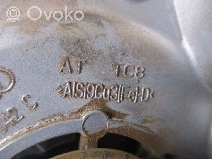 Skoda Citigo Termostat / Obudowa termostatu 04C121600L