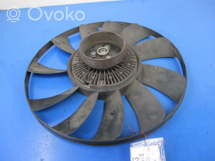 Volkswagen PASSAT B5.5 Ventilatore di raffreddamento elettrico del radiatore 058121301B