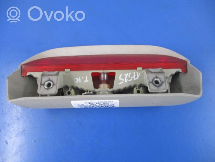 KIA Picanto Wewnętrzna lampka bagażnika 92750-070