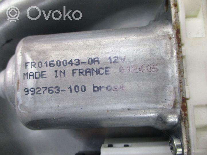 Volvo V50 Elektryczny podnośnik szyby drzwi tylnych 8679082