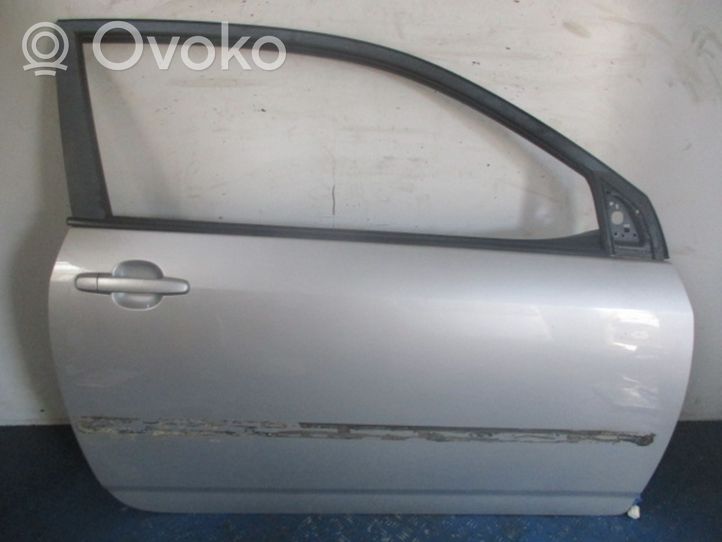 Toyota Corolla E110 Drzwi przednie 