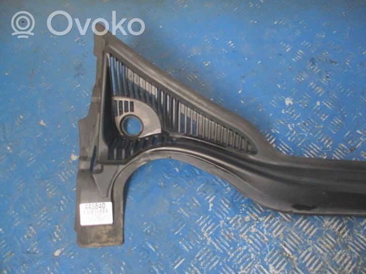 Citroen C5 Pyyhinkoneiston lista 9681057880