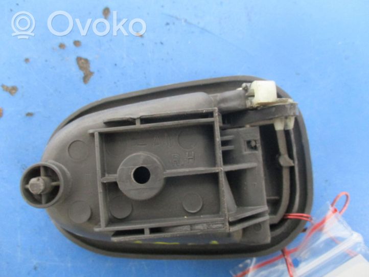 KIA Sportage Front door interior handle 