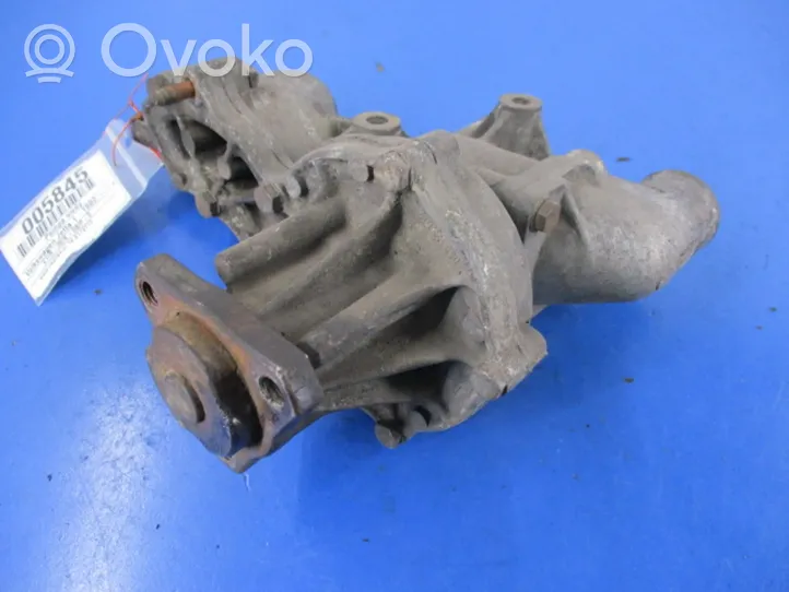 Volkswagen Jetta I Water pump 056121018A