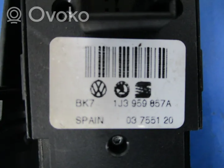 Skoda Fabia Mk2 (5J) Inne wyposażenie elektryczne 1J3959857A