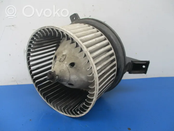 Mercedes-Benz 309 Heater fan/blower 