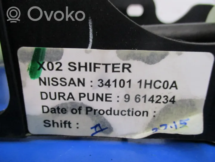 Nissan Micra Asta della leva del cambio 34101-1HC0A