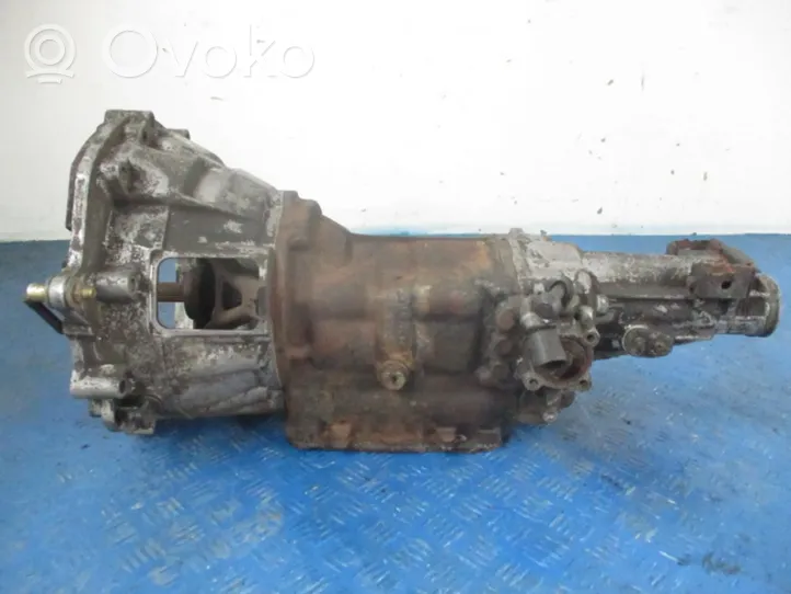 Volkswagen PASSAT Mechaninė 6 pavarų dėžė 008301107