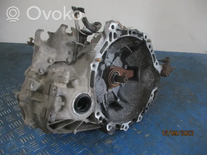 Toyota Yaris Verso Mechaninė 6 pavarų dėžė 31115-0D030