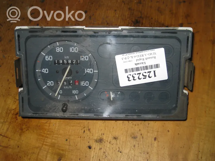 Renault Master I Speedometer (instrument cluster) 