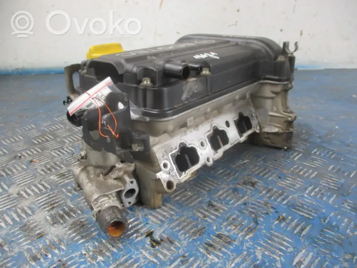 Opel Corsa C Engine head 55351330