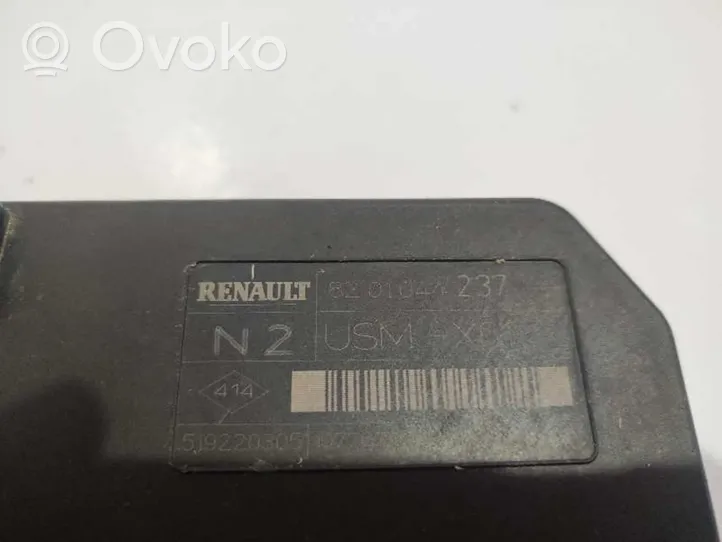 Renault Kangoo II Katvealueen valvonnan ohjainlaite (BSM) 8201044237B