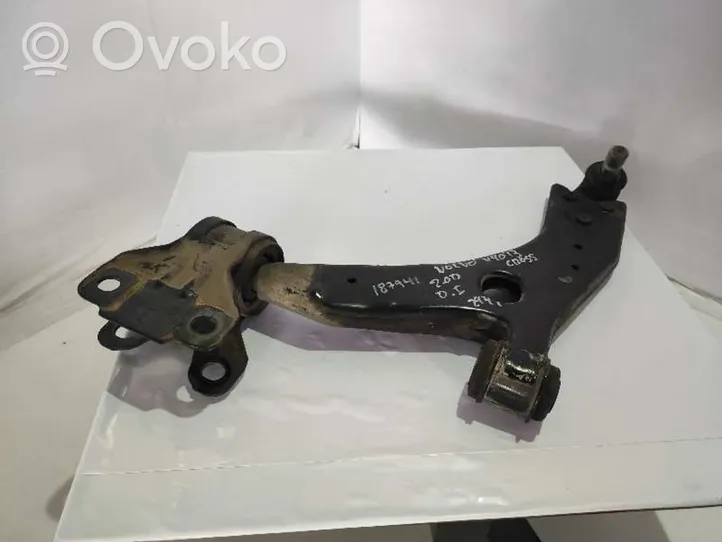 Volvo V40 Braccio di controllo sospensione anteriore AV613A262DA