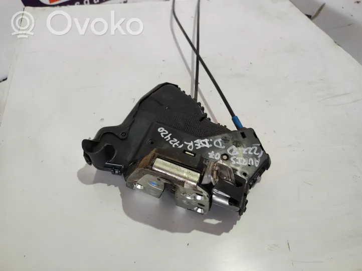 Toyota Auris 150 Zamek drzwi przednich A046693