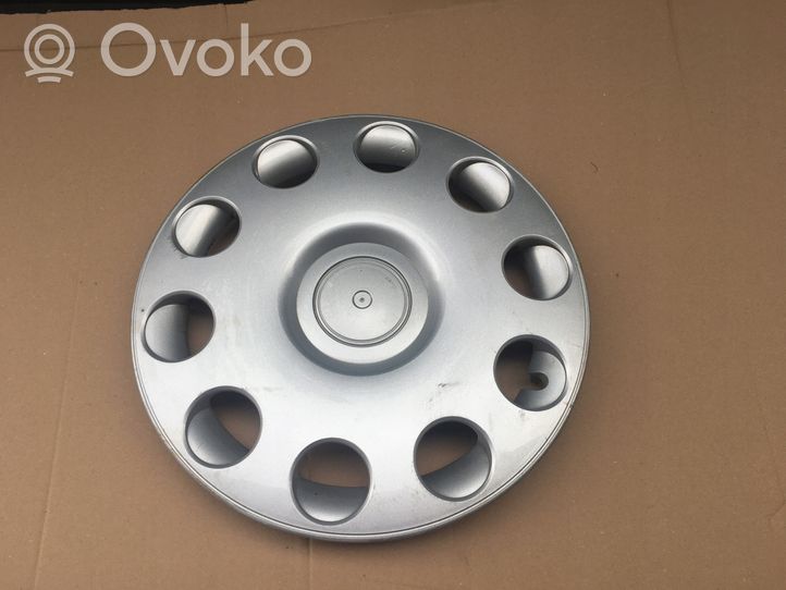 Volkswagen New Beetle R15 wheel hub/cap/trim 1C0601147A