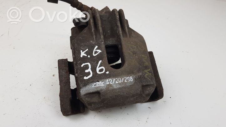 BMW 5 E39 Caliper del freno trasero 