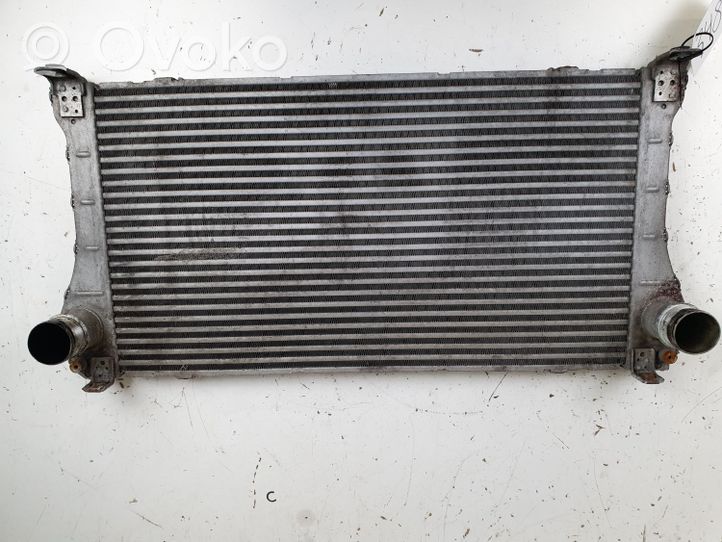 Toyota Avensis T270 Chłodnica powietrza doładowującego / Intercooler 