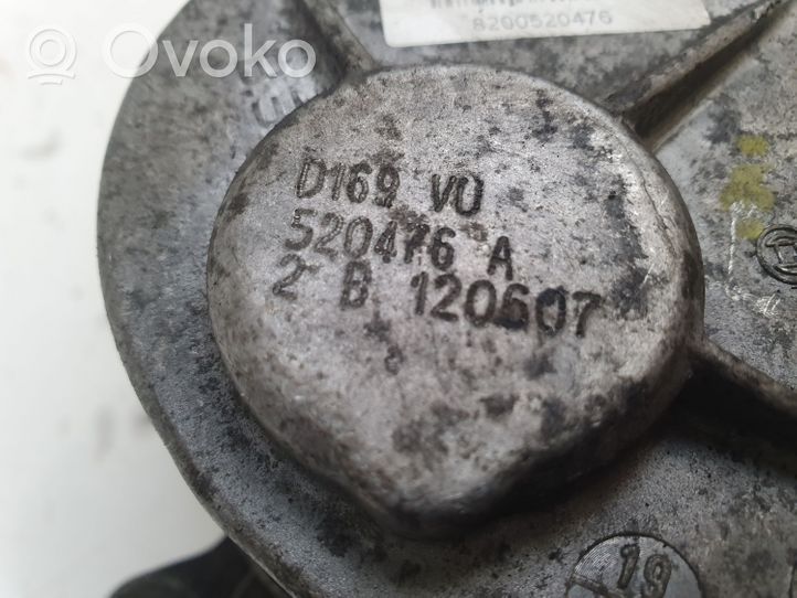 Opel Vivaro Pompe à vide 8200520476