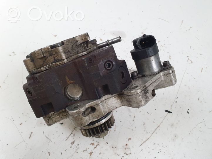 Opel Vivaro Polttoaineen ruiskutuksen suurpainepumppu H8200385478