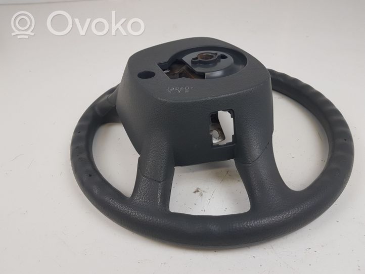 KIA Carens I Steering wheel 