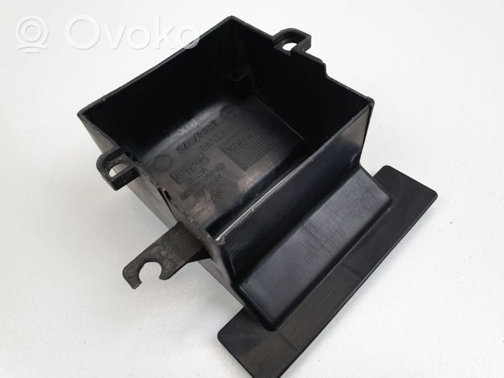 Volvo V50 Intercooler air guide/duct channel 