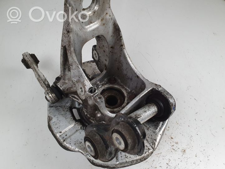 BMW X5 E70 Pivot de moyeu arrière 6770984