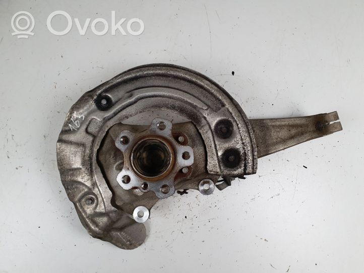 BMW 5 G30 G31 Fuso a snodo con mozzo ruota anteriore 6861797