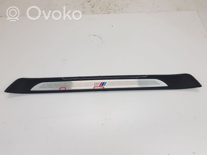 BMW 3 E90 E91 Priekinio slenksčio apdaila (vidinė) 