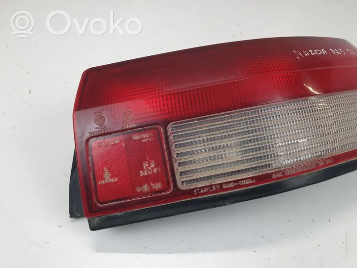 Mazda 323 Lampa tylna 