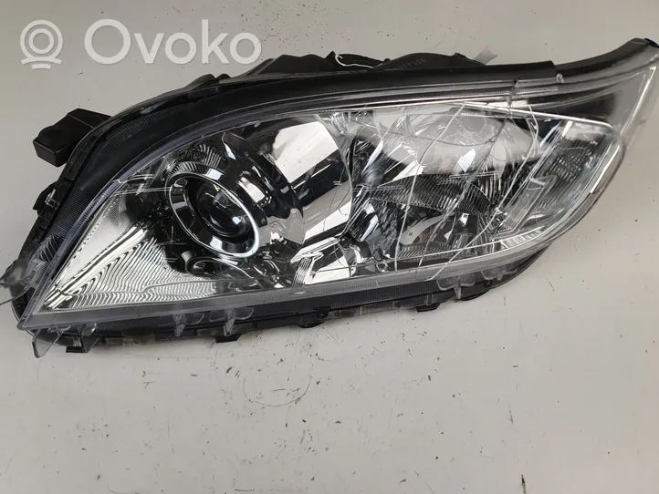 Toyota RAV 4 (XA30) Lampa przednia 