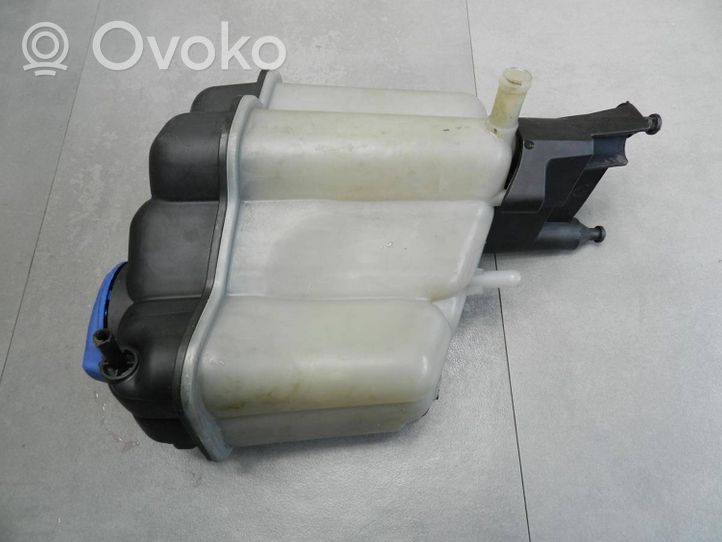Volkswagen Phaeton Serbatoio di compensazione del liquido refrigerante/vaschetta 3D0121407J