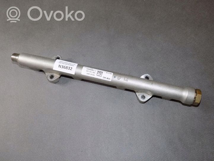 Skoda Karoq Kraftstoffverteiler Einspritzleiste Verteilerrohr 05E133320