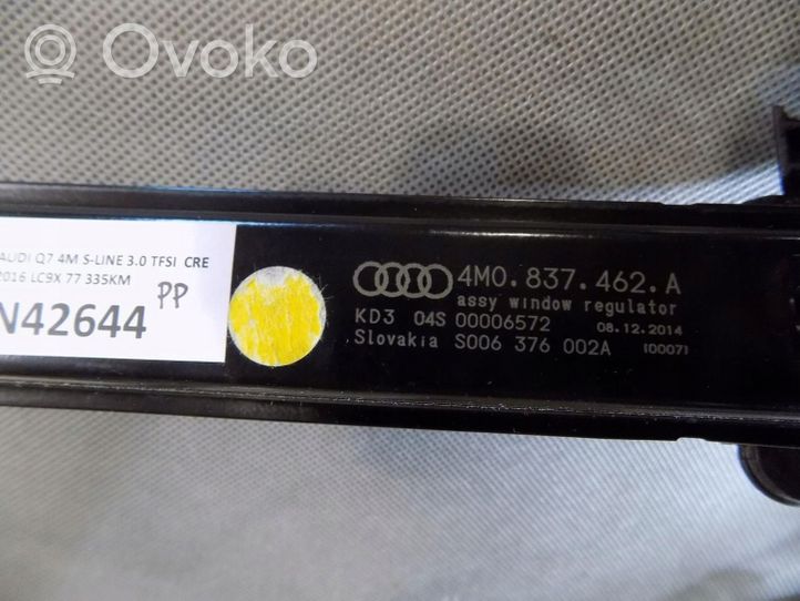 Audi Q7 4M Meccanismo di sollevamento del finestrino anteriore senza motorino 4M0837462A