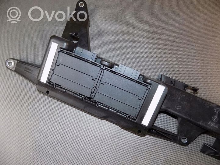 Skoda Karoq Griglia di ventilazione centrale cruscotto 57A971457