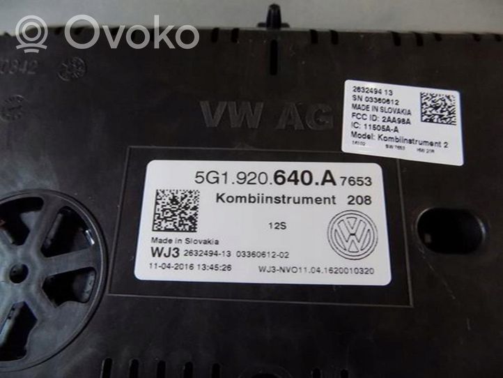 Volkswagen Golf VII Compteur de vitesse tableau de bord 5G1920640A