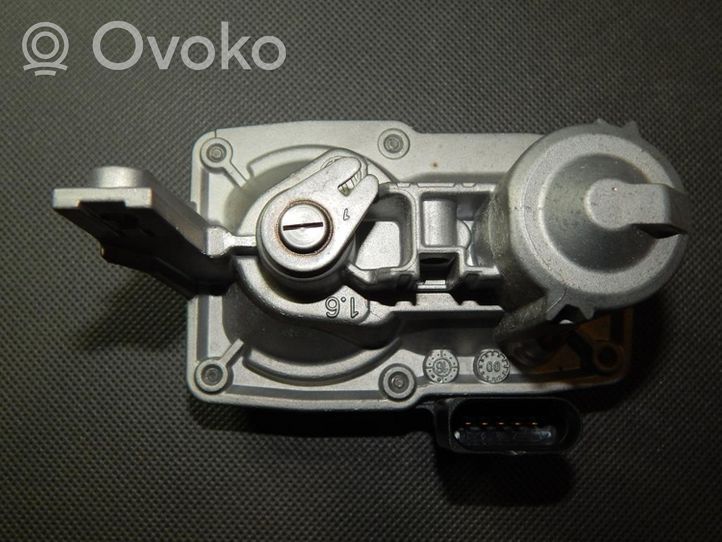 Volkswagen Polo V 6R Intake manifold valve actuator/motor 