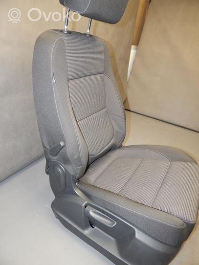 Volkswagen Sharan Front passenger seat 