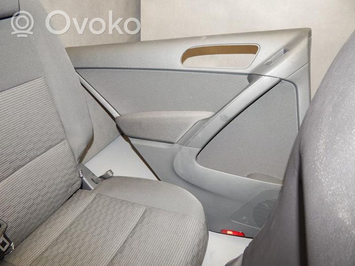 Volkswagen Tiguan Juego interior 