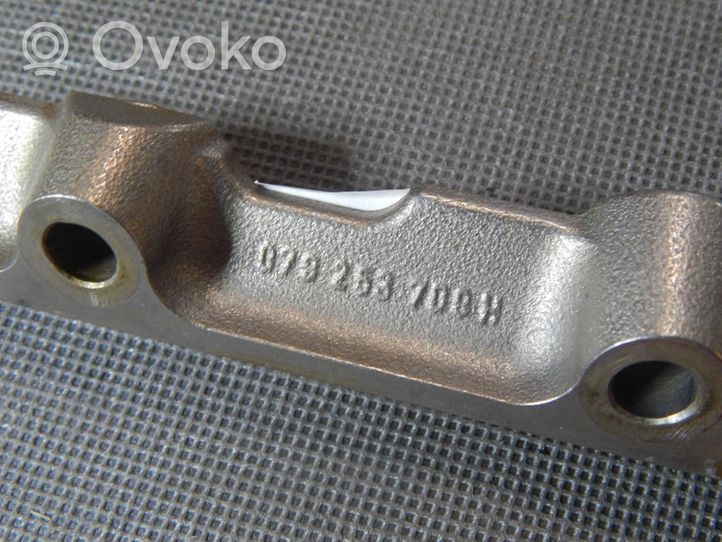 Audi RS5 Kita variklio skyriaus detalė 079253709H