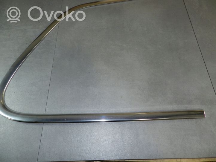 Volkswagen Touareg II Rivestimento vetro lato posteriore 7P5853996