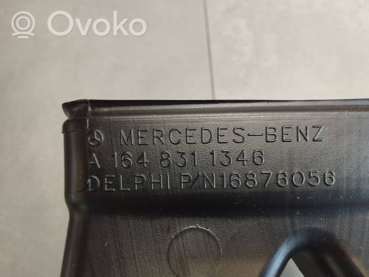 Mercedes-Benz ML W164 Conduit d'air (cabine) A1648311346