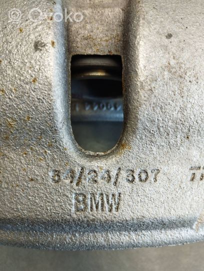 BMW X1 F48 F49 Priekinis suportas 