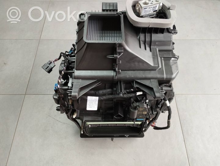Audi Q4 Sportback e-tron Salono oro mazgo komplektas 1EA820351BM