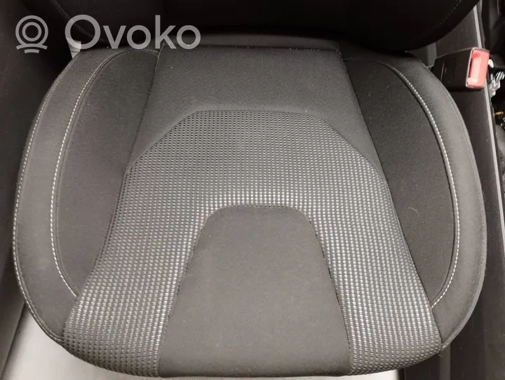 Ford Mondeo MK V Sitze und Türverkleidungen komplett 