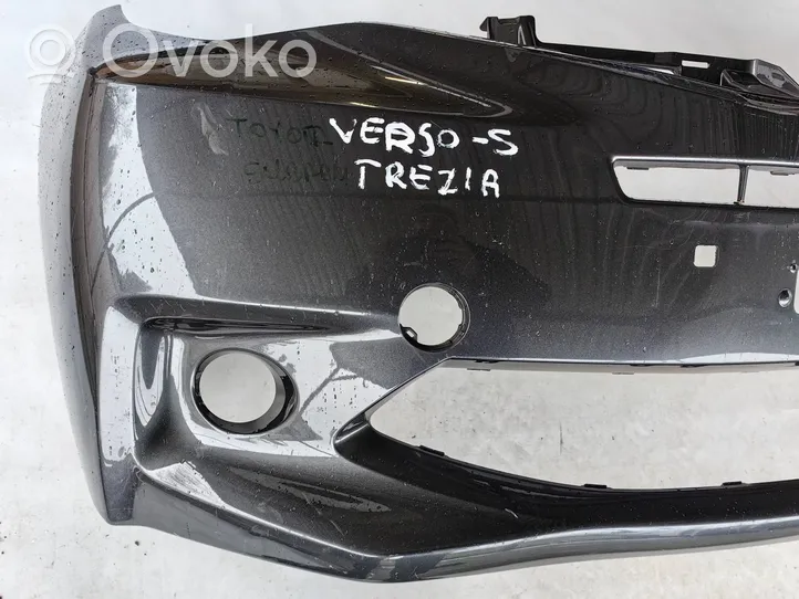 Toyota Verso-S Zderzak przedni 