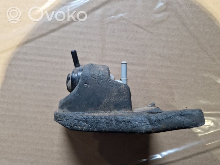 Volkswagen Golf I Soupape de ventilation, réservoir de carburant 161201753