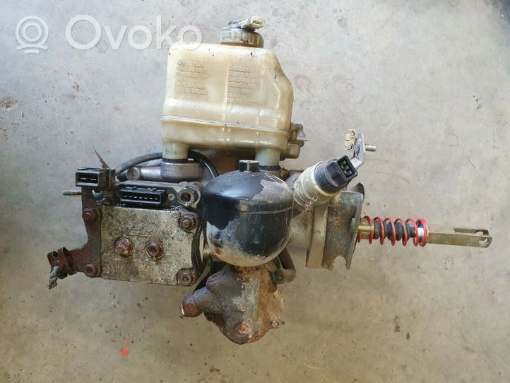 Volkswagen Golf II Brake booster 191614111